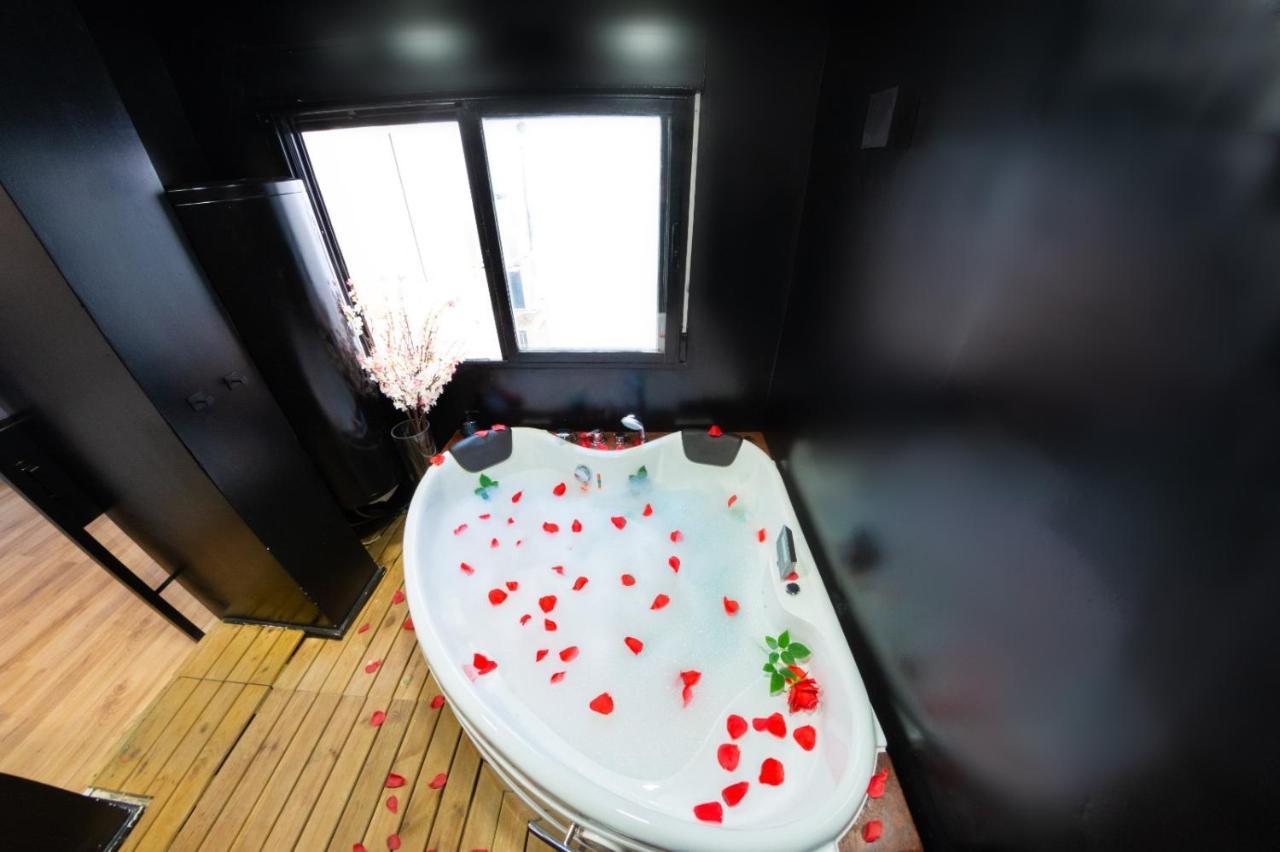 Modern Haven For Urban Explorers By Rems Málaga Dış mekan fotoğraf